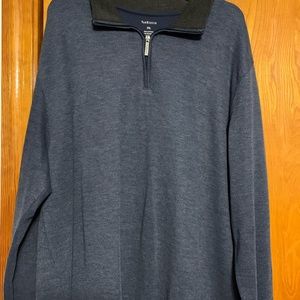 Van Heusen quarter zip pull over - like new